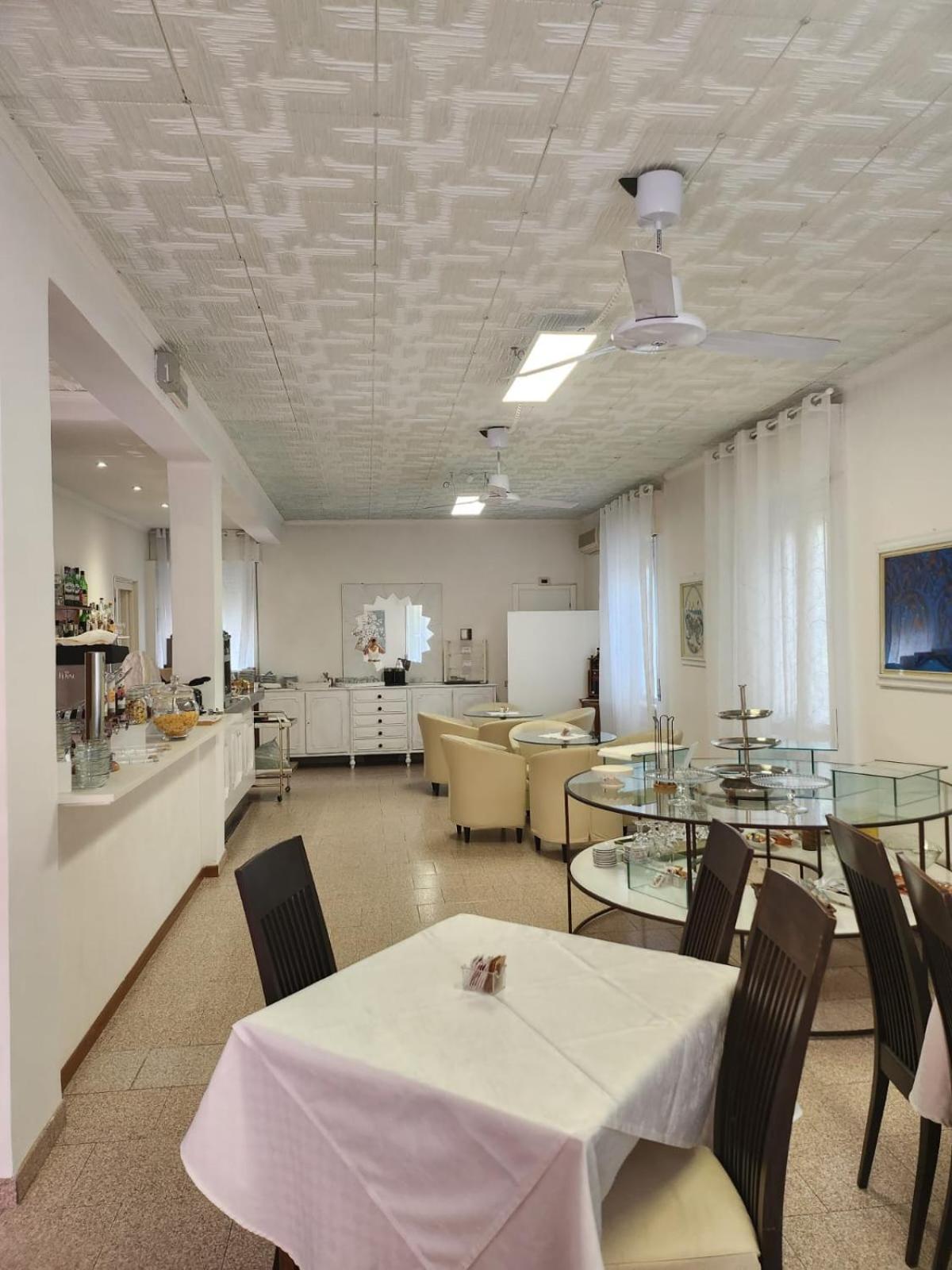 Villa Rosa Loano Bagian luar foto